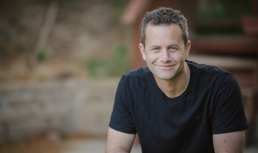 Kirk Cameron é mais conhecido por interpretar o jornalista Buck Williams na trilogia “Deixados para Trás”. (Foto: Divulgação).