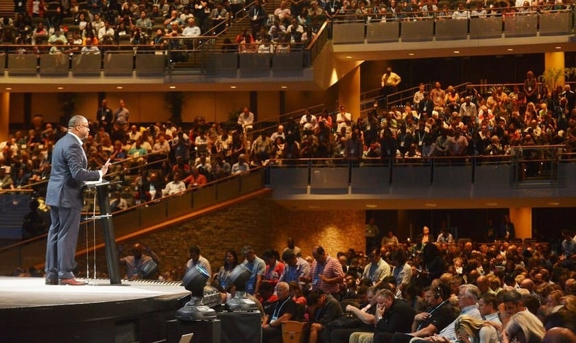 'The Global Leadership Summit' - considerado o maior evento de liderança do mundo - que neste ano prevê a participação de 200 brasileiros em Chicago, onde é realizado anualmente. (Foto: Divulgação)