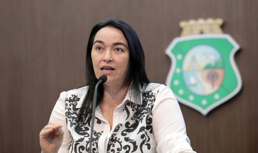 Dra. Silvana é deputada estadual no Ceará pelo PMDB e tem combatido a ideologia de gênero no estado. (Foto: Assembleia Legislativa do Ceará)