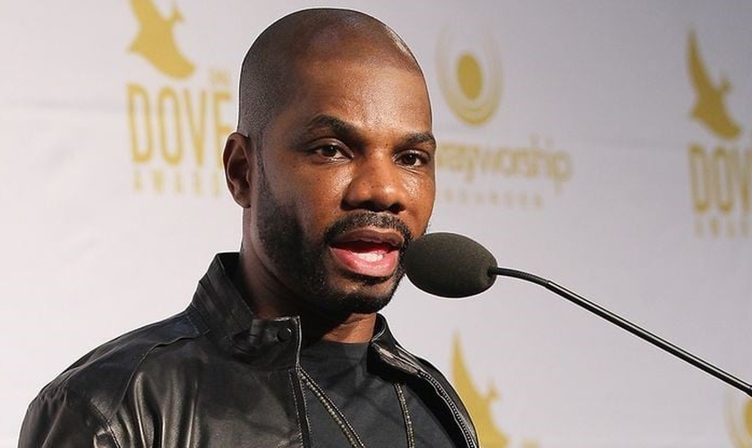 Kirk Franklin é cantor, produtor musical e ganhador de diversos prêmios por seus álbuns. (Foto: Fuse)