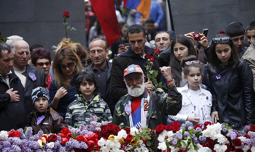 Armênios relembram massacre de 1,5 milhão durante a 1ª Guerra Mundial. (Foto: Reuters)