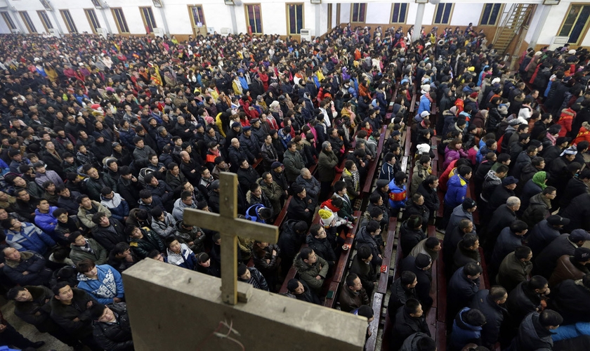 Cerca de 1.700 igrejas foram demolidas ou tiveram suas cruzes removidas ao longo dos últimos dois anos, na China. (Foto: China Aid)