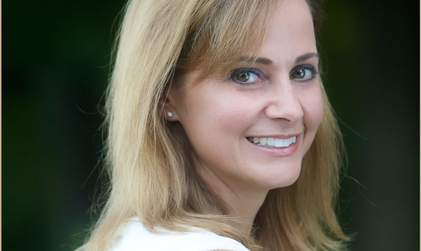 Kari Kampakis comenta sobre como a Palavra de Deus pode ser incorporada no uso das redes sociais. (Foto: Divulgação).