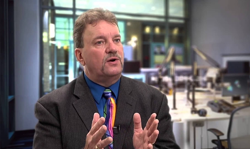 O pastor Eric Barger diz que muitos desconhecem os conceitos de batalha espiritual. (Foto: Reprodução)