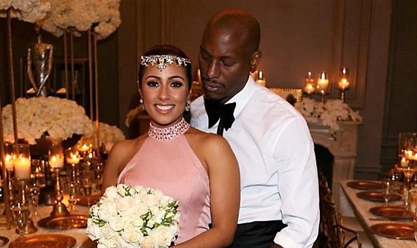Samantha Lee e Tyrese Gibson posam para foto em festa de casamento que o casal decidiu manter longe dos holofotes da mídia durante um tempo. (Foto: Facebook)
