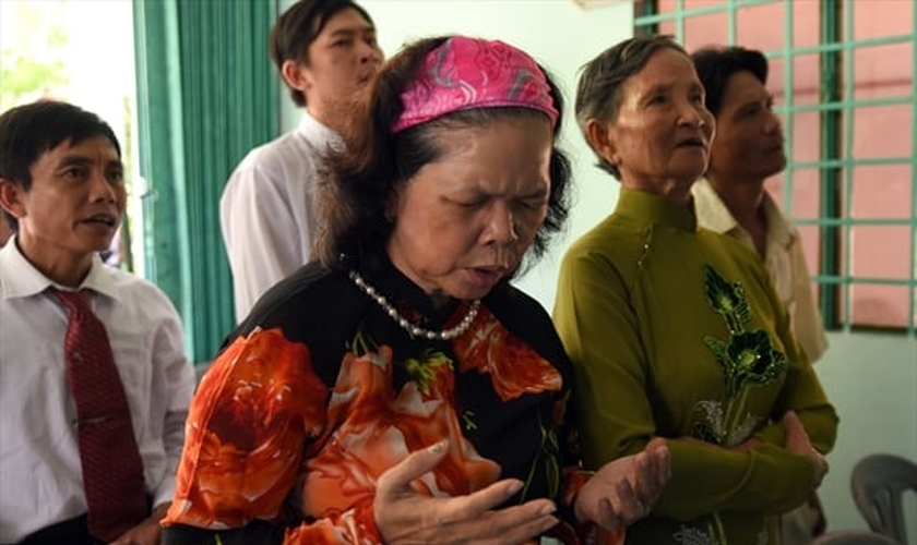Esther disse que quando o comunismo chegou em seu país, afetou consideravelmente a questão da liberdade religiosa. (Foto: Portas Abertas).