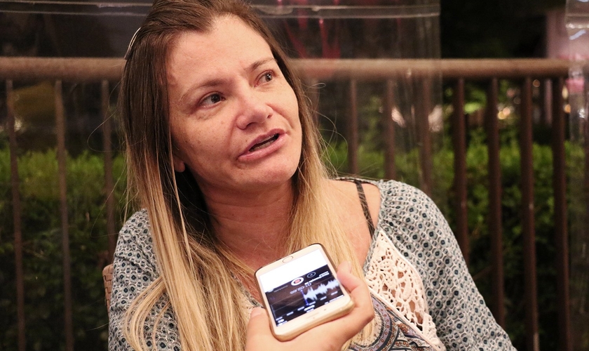 Priscila Seixas em entrevista ao Guiame na pré-estreia do filme "A Cabana". (Foto: Guiame/Marcos Paulo Correa)