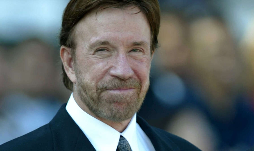 Chuck explica que ele deve todo seu sucesso Ã  graÃ§a de Deus. (Foto: ReproduÃ§Ã£o).