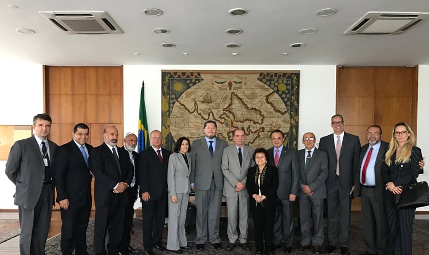 Líderes evangélicos se reuniram com o ministro das relações exteriores, Aloysio Nunes. (Foto: Assessoria de Imprensa)