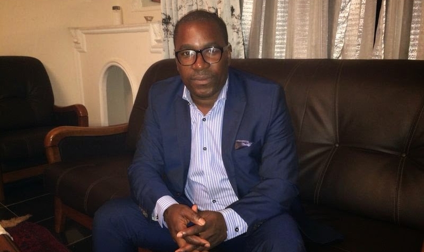 Felix Ngole é cristão e foi expulso de sua universidade após citar um versículo bíblico sobre a homossexualidade. (Foto: Premier)
