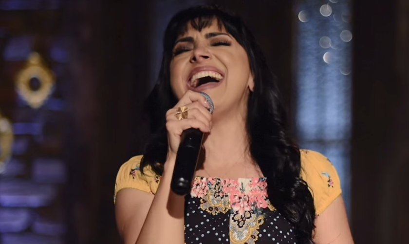 A autoria dessa música é da própria cantora. (Foto: Reprodução).