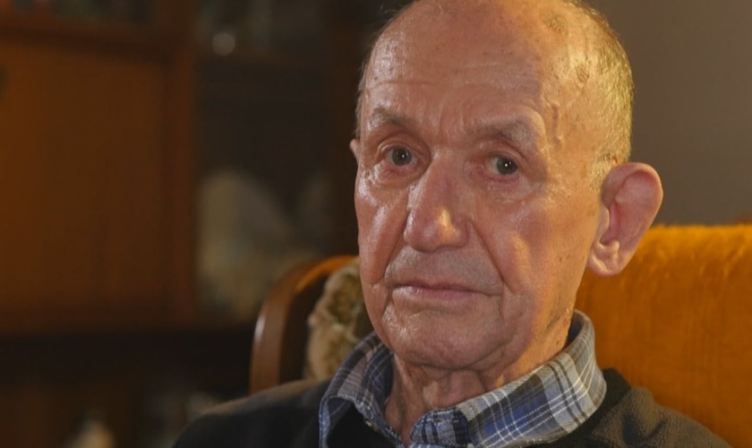 Theodor se juntou ao movimento de resistência para lutar contra a Alemanha, mas acabou se encontrando em campos de refugiados na Itália. (Foto: Reprodução).