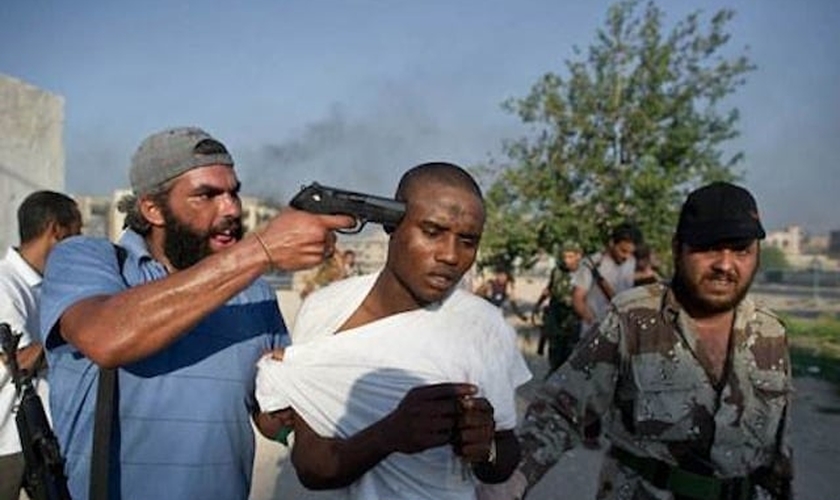 As quatro denominações religiosas permitidas são o islamismo sunita, o cristão ortodoxo, o cristão católico e o luterano evangélico. (Foto: Reuters).