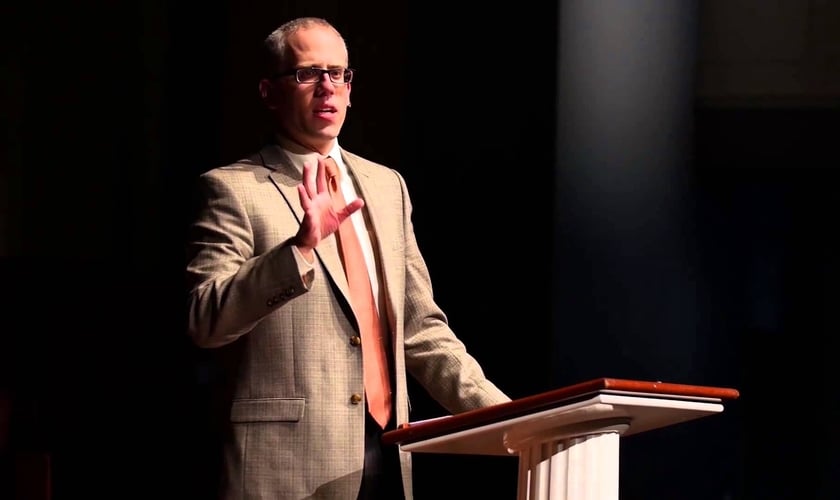 Kevin deYoung é o pastor principal da University Reformed Church, em East Lansing (EUA). (Foto: Reprodução).