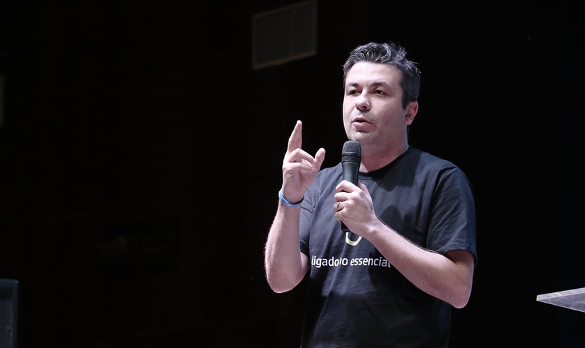 Pastor Junior Mendes, responsável pelo Encontro Nacional de Universitários. (Foto: Guiame/Marcos Paulo Corrêa)