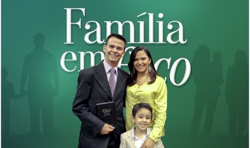 O pastor afirmou que esperou em Deus e foi presenteado com o filho. (Foto: Reprodução).