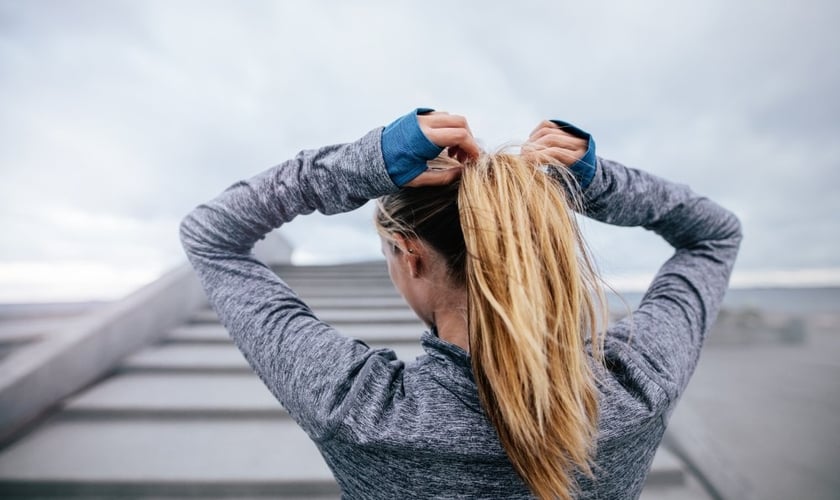 Saiba cuidar do cabelo antes, durante e depois dos treinos. (Foto: Jacob Ammentorp Lund/Thinkstock/Getty Images)