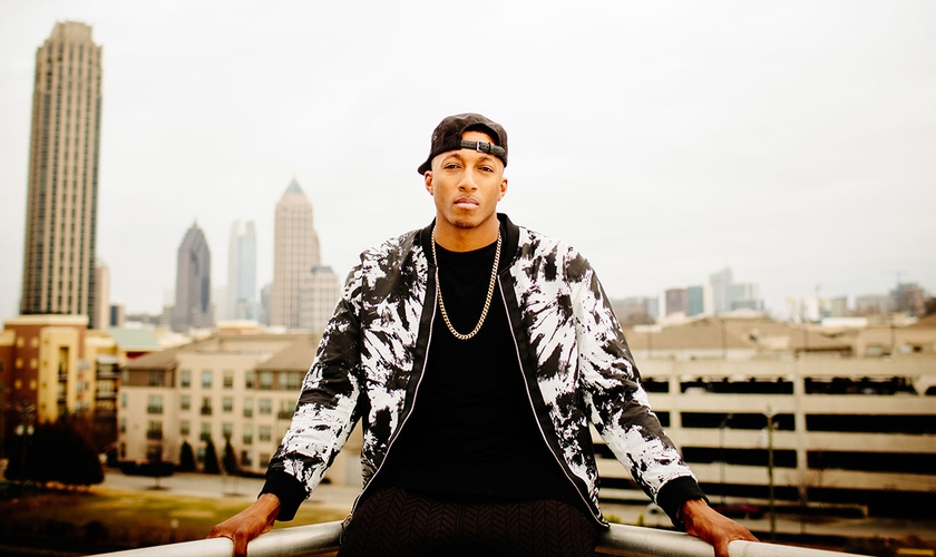 Lecrae e Andy Mineo impediram uma transexual de cometer suicídio em uma ponte de Nova York. (Foto: Reprodução)