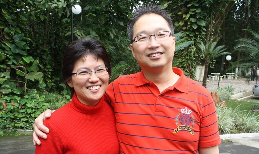 O casal de missionários pede orações da igreja no Brasil. (Foto: JMN).