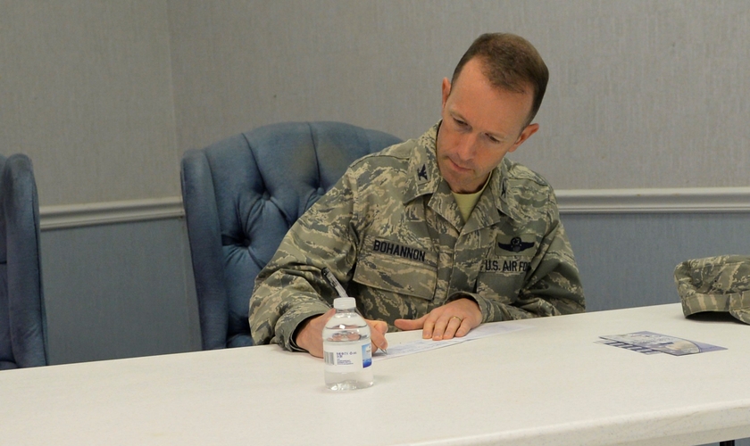 Leland Bohannon teve sua promoção a general cancelada por se opor ao casamento gay. (Foto: Barksdale Air Force Base)