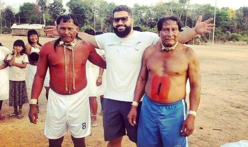 O missionário criticou o fato de um pastor que batizou índios ser denunciado ao MPF. (Foto: BBC).