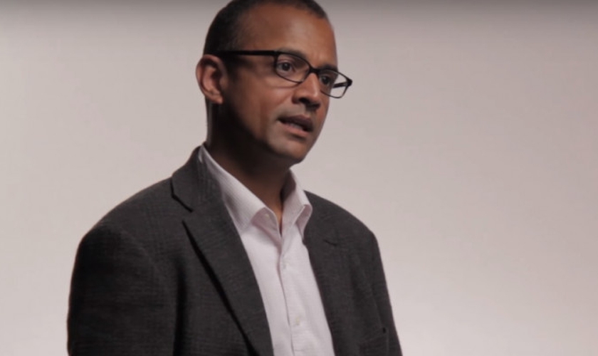 Rahil Patel passou 20 anos servindo ao hinduísmo. (Foto: Reprodução).
