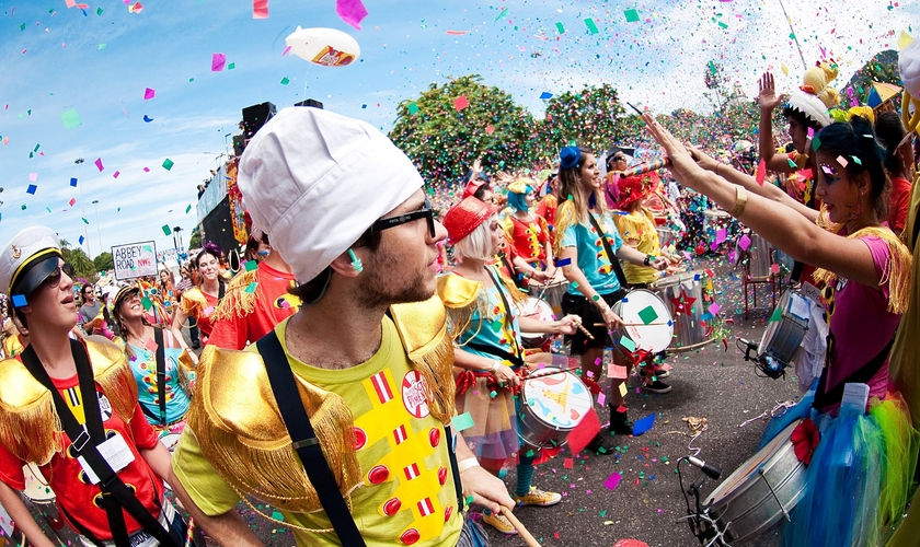 Carnaval de rua. (Foto: Rock This Town)