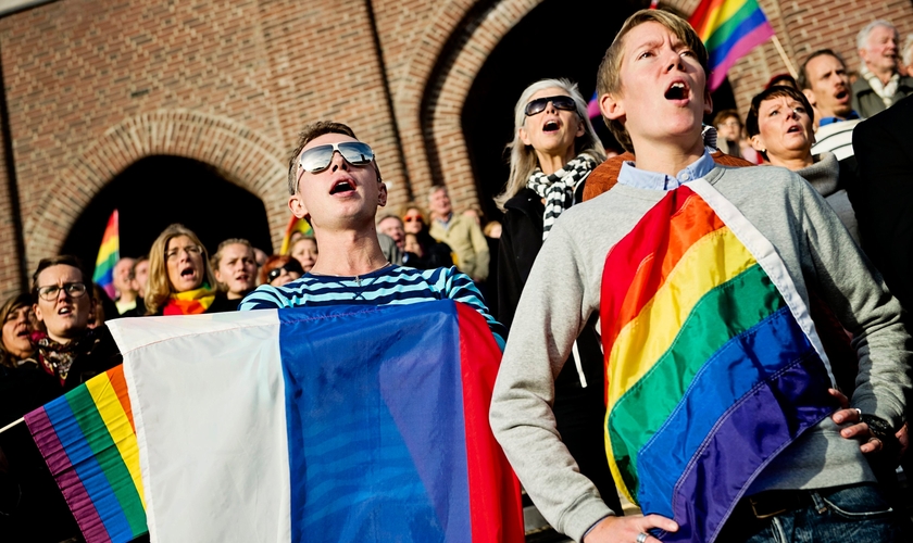 Uma pesquisa realizada nos EUA mostra uma queda de apoio das pessoas aos comportamentos homossexuais. (Foto: AFP).