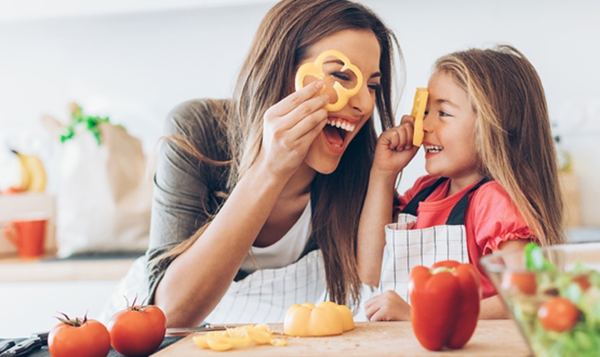 Alimentar-se de forma saudável é manter um cardápio balanceado e variado. (Foto: Reprodução)