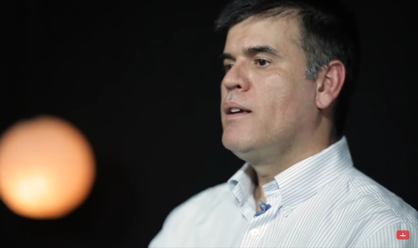 Thales Violante é pastor da Lagoinha União e dá estudos bíblicos para crianças todo domingo de manhã. (Foto: Reprodução).