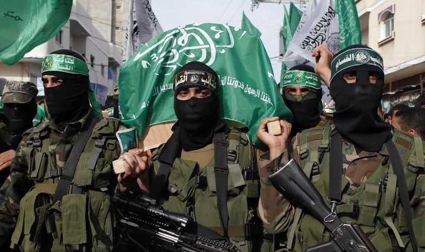 O terrorismo é uma prática financiada pela própria Autoridade Palestina para atacar Israel. (Foto: Medium)