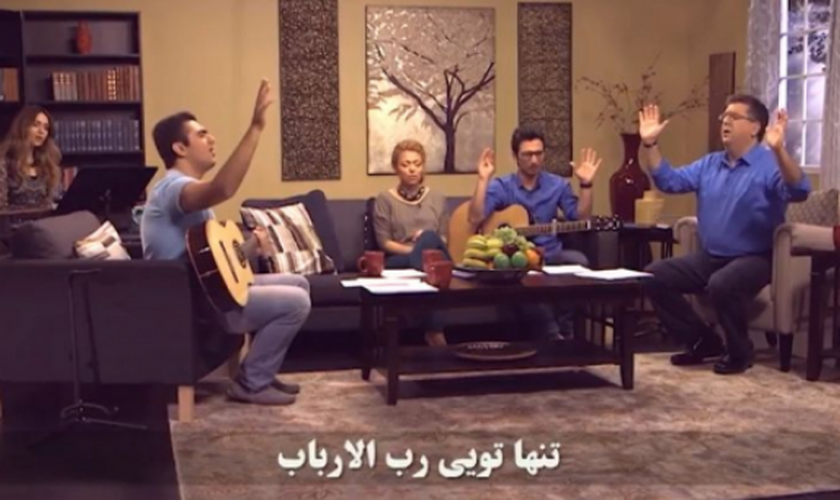 As igrejas domésticas estão crescendo cada vez mais no Irã, por causa da forte vigilância do governo contra o cristianismo. (Foto: Heart4Iran Ministries).