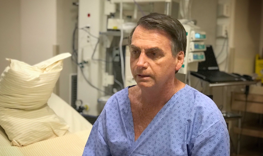 Jair Bolsonaro está sendo submetido a cirurgia para retirada da bolsa de colostomia. (Foto: Divulgação)