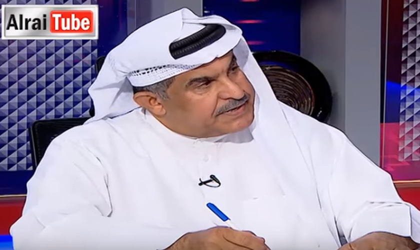O escritor kuwaitiano Abdullah Al-Hadlaq em entrevista na TV Alrai. (Foto: Reprodução/YouTube)