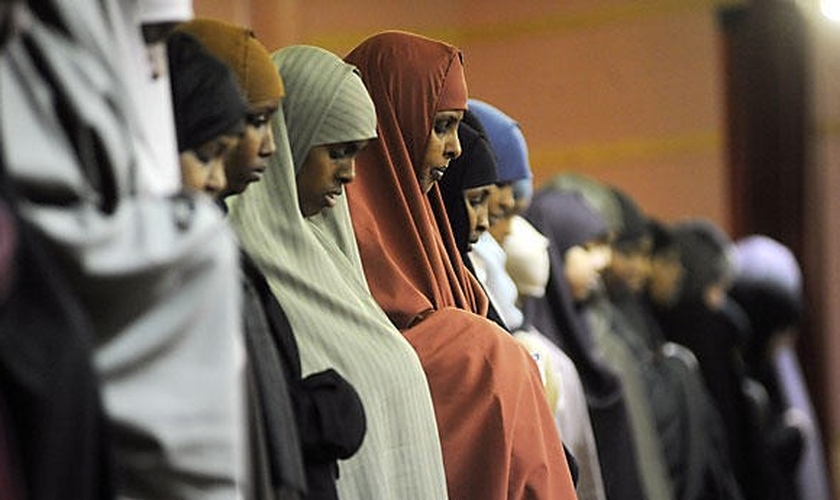 Partidos extremistas islâmicos do Paquistão investem na radicalização de mulheres para a Jihad. (Foto: Reprodução/islam.ru)