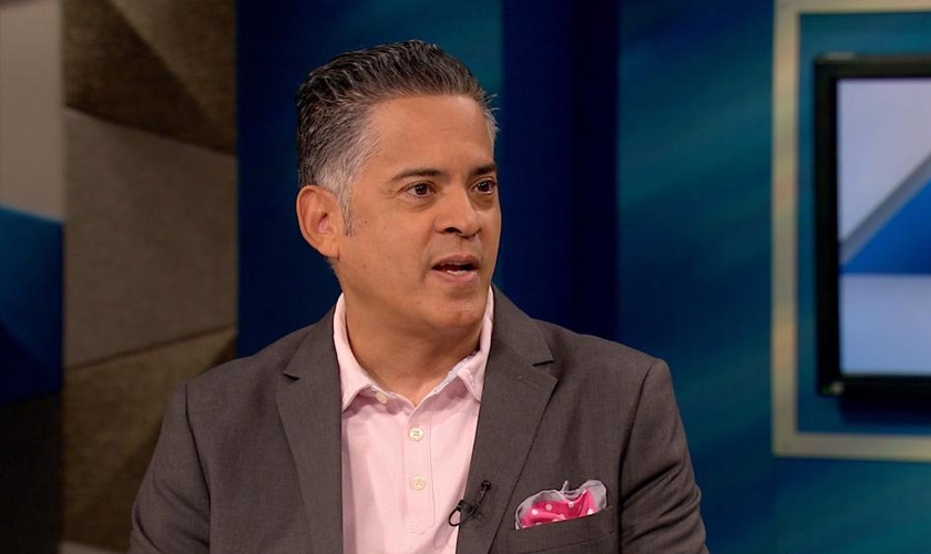 John Ramirez foi considerado um bruxo de grande autoridade nos EUA, mas hoje é um evangelista. (Foto: CBN News)
