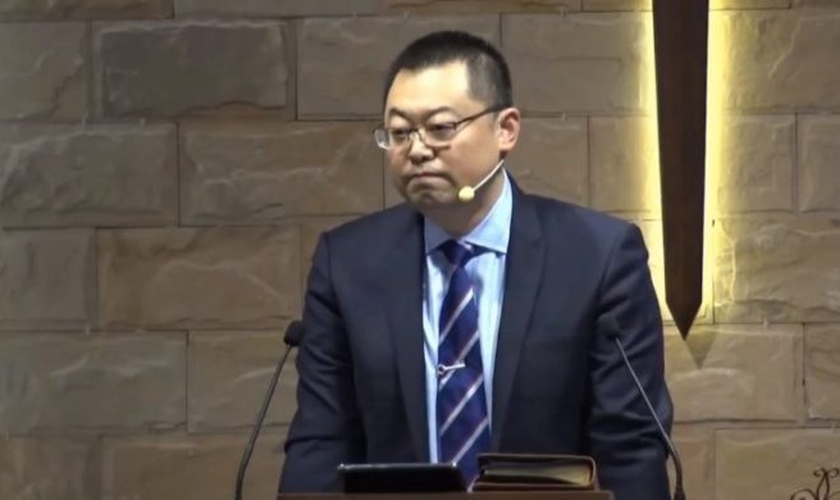 Pastor Wang Yi foi presos sob falsas acusações de "subversão do poder do Estado". (Imagem: Youtube / Reprodução)