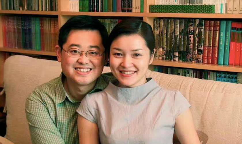 Pastor Wang Yi (esquerda) e sua esposa Jiang Rong (direita) foram presos no mesmo dia, porém ela foi libertada e ele condenado a 9 anos de prisão na China. (Foto: China Aid)