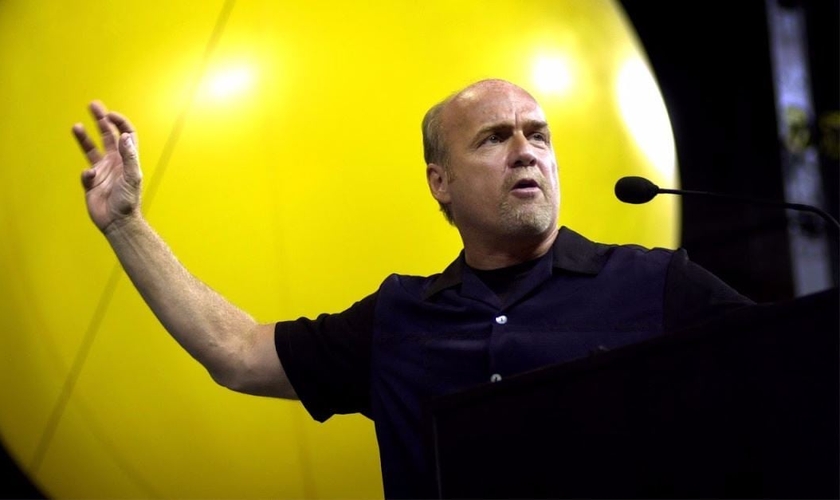 Pastor Greg Laurie lidera a igreja Harvest Christian Fellowship. (Foto: Getty Images/David McNew/Staff)