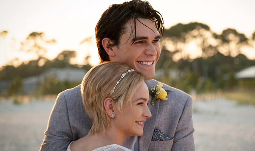 O filme "Enquanto Estivermos Juntos" conta a história de Jeremy Camp e sua primeira esposa, Melissa. (Foto: IndieWire)