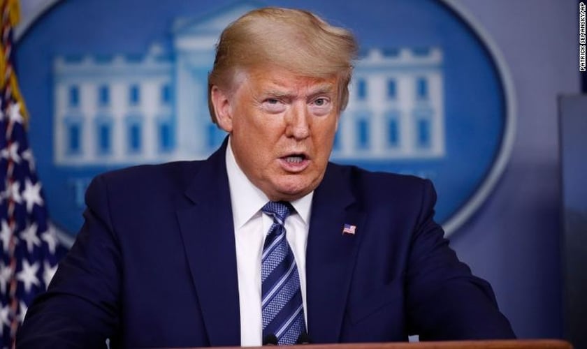 O governo de Donald Trump tem investido na celeridade das pesquisas para produção de uma vacina eficaz contra o coronavírus. (Imagem: CNN.com)