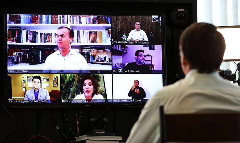 Presidente Jair Bolsonaro em videoconferência com lideranças religiosas na Páscoa. (Foto: Marcos Correa/PR)