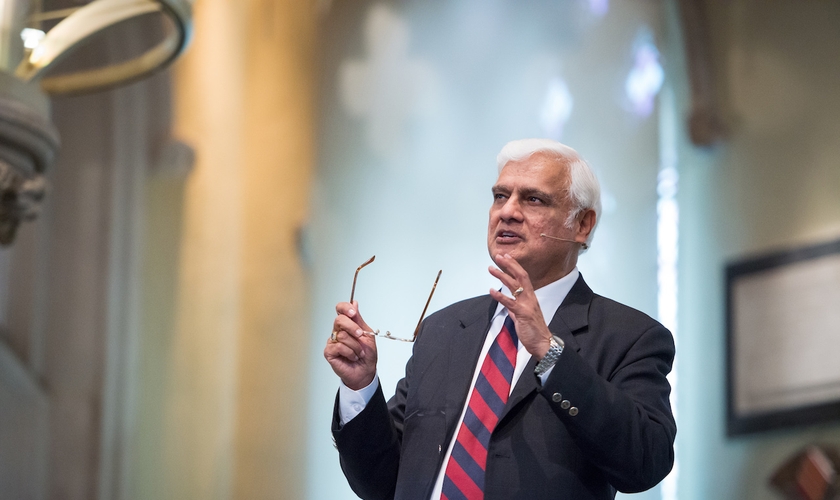 Evangelista Ravi Zacharias morreu de câncer aos 74 anos. (Foto: RZIM Zacharias Trust)
