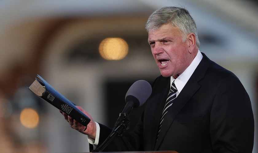 Franklin Graham irá promover uma marcha de oração em setembro. (Foto: AP/John Bazemore)