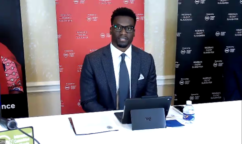 Benjamin Watson é um jogador aposentado da Liga de Futebol Americano e defensor dos direitos da Família, além de abertamente combater o racismo nos EUA. (Imagem: Reprodução / Zoom)
