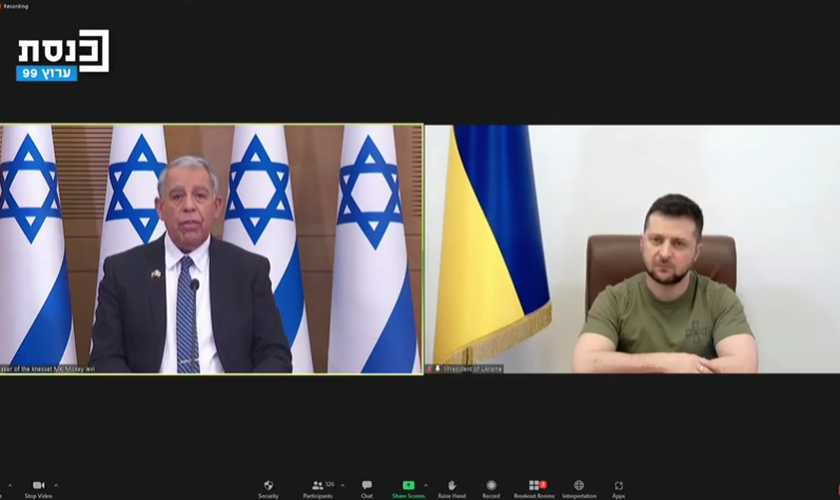 O presidente ucraniano Volodymyr Zelensky fala de Kiev, na Ucrânia, aos legisladores do Knesset em 20 de março de 2022. (Foto: Captura de tela/YouTube)