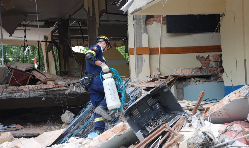 Imagem ilustrativa. Australianos nas buscas após terremoto na Indonésia. (Foto: AusAID)