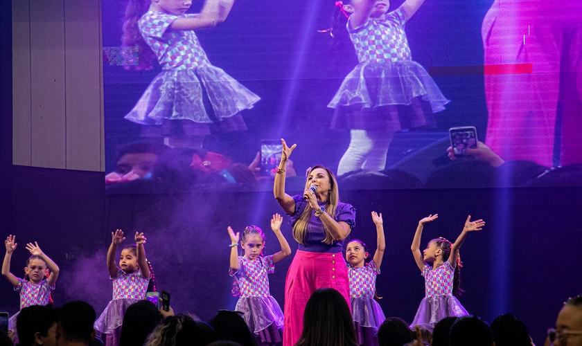 Cristina Mel na Expoevangélica Infantil 2023. (Foto: Marcos Paulo Corrêa/Guiame).