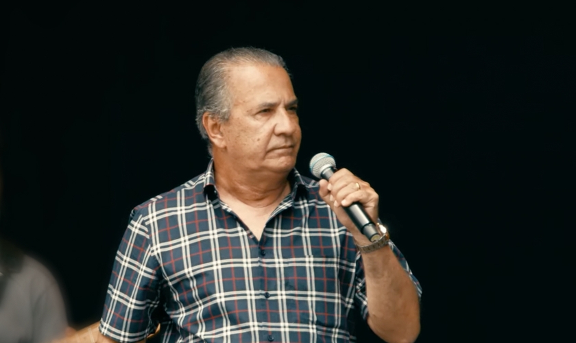 Pr. Silas Malafaia chama jovens a testemunhar o Evangelho com ousadia. (Foto: Reprodução/YouTube/Dunamis Movement)