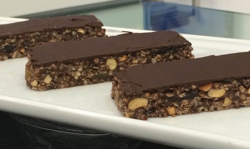 Barrinha de cereal com chocolate